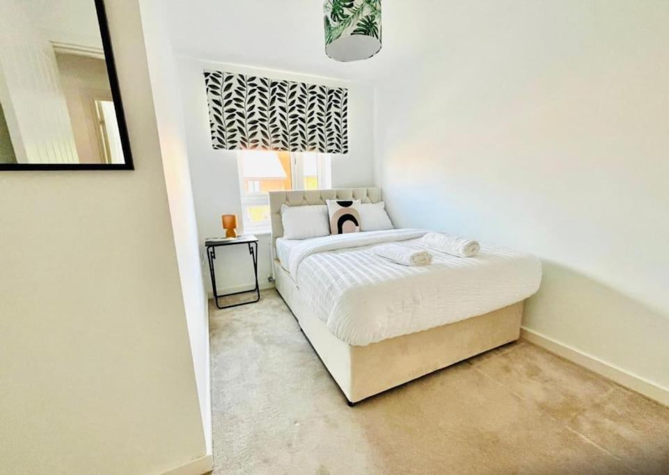 Ashford Retreat - Luxury Home With Double Parking 外观 照片